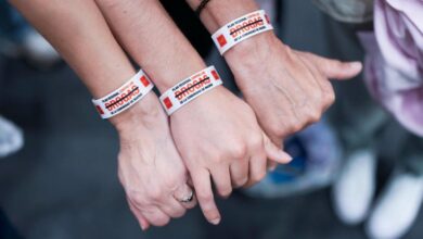 los-45.000-corredores-de-la-47a-edicion-del-maraton-de-madrid-inundan-las-calles-de-la-capital-con-el-lema-#lasdrogasdestrozantuvida