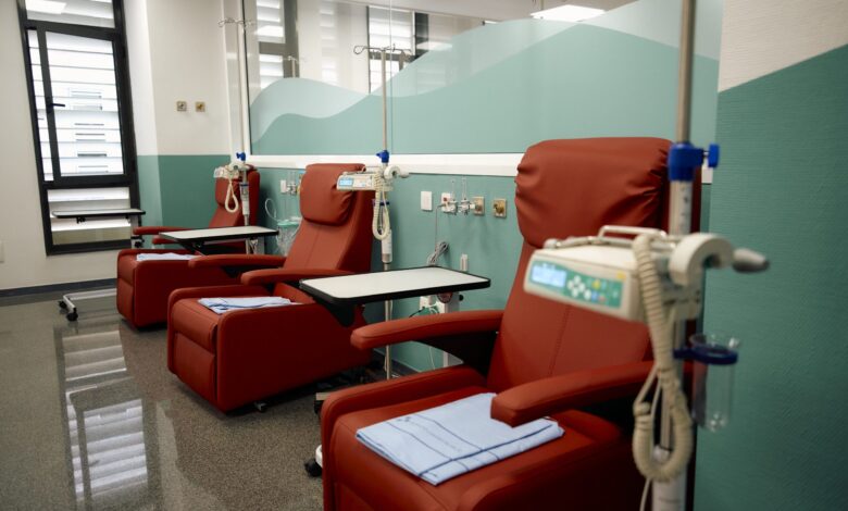 el-hospital-de-dia-de-hematologia-del-hospital-doctor-negrin-administra-en-2024-mas-de-7.600-tratamientos