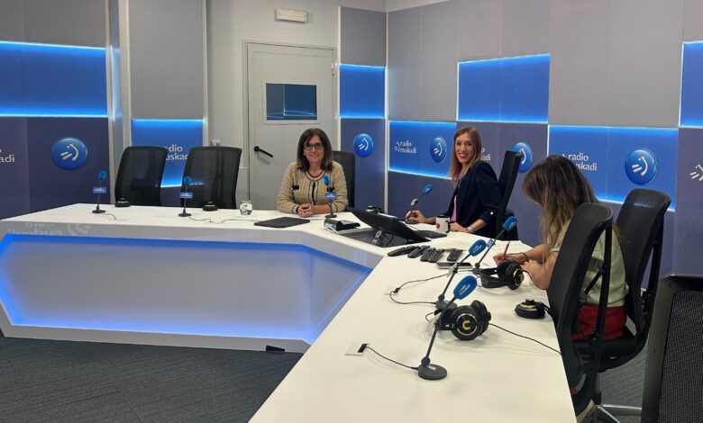 amaia-barredo,-entrevistada-por-eider-hurtado-en-el-programa-boulevard-de-radio-euskadi