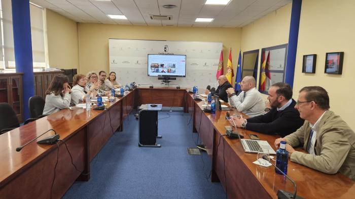 el-gobierno-de-castilla-la-mancha-y-el-sector-de-la-carne-de-caza-de-la-region-trabajan-en-iniciativas-conjuntas-que-favorezcan-su-promocion,-valorizacion-y-mayor-consumo