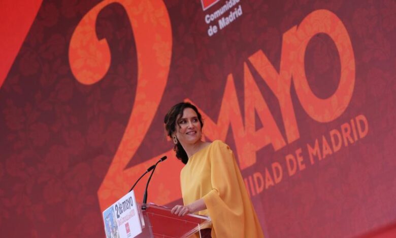 diaz-ayuso:-“desde-esta-puerta-del-sol,-que-todo-lo-sabe,-reivindicamos-el-orgullo-de-ser-espanoles”