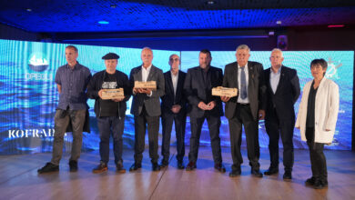 la-conservera-italiana-balistreri-giroleno,-el-cocinero-roberto-ruiz-y-el-cantabro-enrique-paz-setien,-menciones-de-la-xiii.-anchoa-de-plata-en-getaria