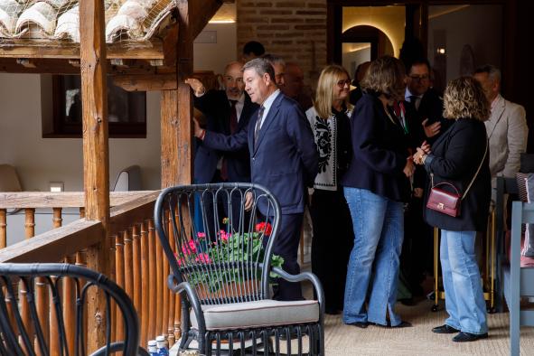 garcia-page-anuncia-“ocho-millones-de-euros-mas”-para-apoyar-la-contratacion-y-el-estimulo-del-empleo-joven-en-castilla-la-mancha