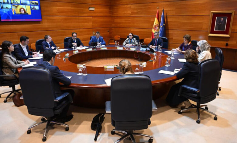 felix-bolanos-preside-la-reunion-del-comite-de-situacion-para-evaluar-el-impacto-del-cese-del-suministro-electrico