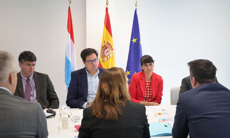 oscar-lopez-analiza-el-uso-de-las-nuevas-tecnologias-en-el-ambito-europeo-con-los-ministros-de-economia-y-digitalizacion-de-luxemburgo