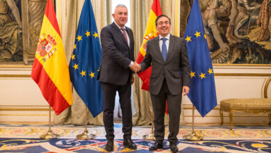 albares-recibe-al-comisario-europeo-de-asociaciones-internacionales,-jozef-sikela