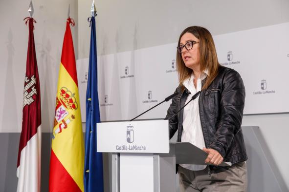 castilla-la-mancha-renueva-el-convenio-que-garantiza-el-servicio-de-bibliobuses-para-2025-en-el-entorno-rural-de-albacete-y-guadalajara