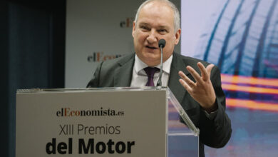 jordi-hereu-anuncia-la-puesta-en-marcha-del-perte-vec-iv,-dotado-con-1.250-millones-de-euros