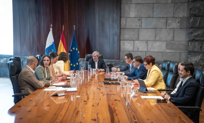 treinta-trabajadores-se-incorporaran-a-la-gestion-de-la-dependencia-en-canarias