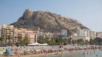 alicante-preadjudica-los-chiringuitos-y-tumbonas-de-todas-las-playas-excepto-san-juan
