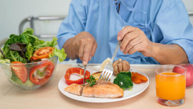 bustinduy-anuncia-un-real-decreto-para-garantizar-una-alimentacion-saludable-en-hospitales-y-en-residencias-de-mayores