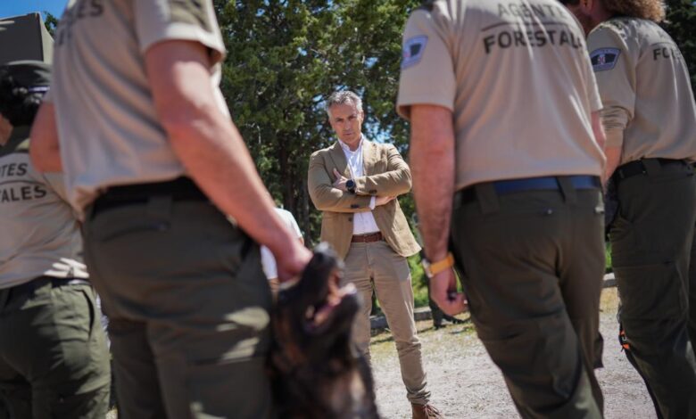 la-comunidad-de-madrid-aumenta-la-unidad-canina-de-los-agentes-forestales-con-cuatro-nuevos-perros-y-tres-guias