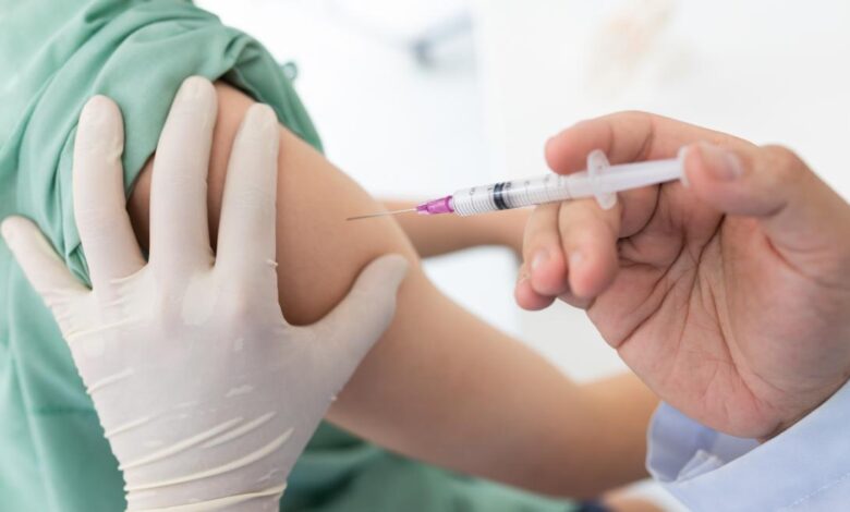 la-comunidad-de-madrid-comprara-100.000-vacunas-contra-la-bronquiolitis-y-neumonia-en-mayores-y-adultos-vulnerables