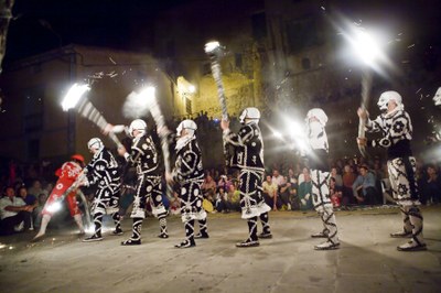 cetina-se-prepara-para-revivir-un-ano-mas-la-magia-ancestral-de-su-contradanza-la-noche-del-lunes-19-de-mayo
