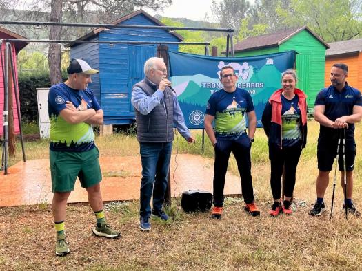 el-gobierno-regional-aplaude-la-marcha-nordica-organizada-por-la-asociacion-troncha-cerros-de-puertollano-por-conectar-el-deporte-y-la-naturaleza