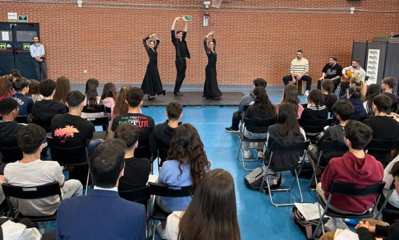 la-comunidad-de-madrid-acerca-el-baile-a-750-alumnos-de-pequenos-municipios-con-conoce-la-danza-espanola