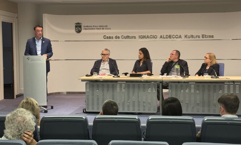 el-vicelehendakari-torres-reafirma-su-compromiso-con-“la-transformacion”-del-modelo-de-cuidados-en-euskadi