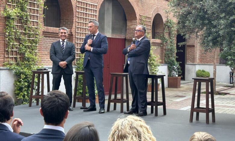 la-comunidad-de-madrid,-en-la-presentacion-de-la-corrida-in-memoriam-que-este-ano-rinde-homenaje-al-ganadero-victorino-martin-andres