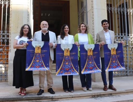 el-gobierno-de-castilla-la-mancha-mantiene-su-apuesta-firme-por-engrandecer-las-alfombras-de-serrin-de-elche-de-la-sierra