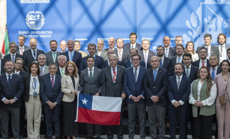 el-lehendakari-imanol-pradales-recibe-a-una-delegacion-empresarial-de-chile-en-lehendakaritza