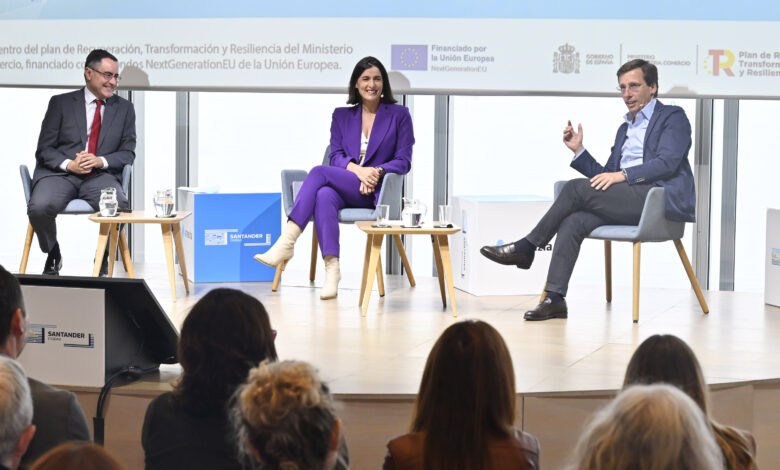 almeida-comparte-en-santander-los-proyectos-de-innovacion-en-politicas-sociales-del-ayuntamiento
