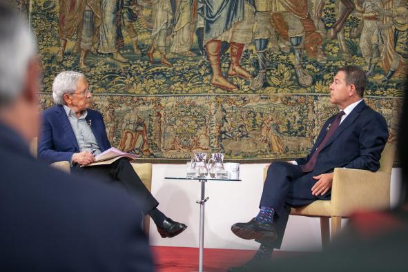 garcia-page-avanza-la-publicacion-del-decreto-joven-para-“estimular”-con-tres-millones-de-euros-la-contratacion-de-jovenes-con-especial-cualificacion