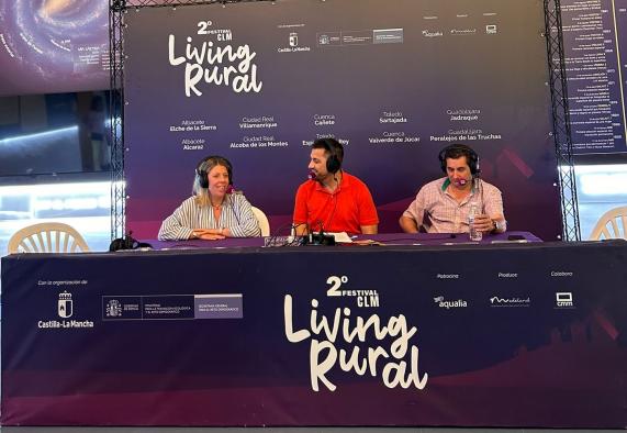 el-gobierno-de-castilla-la-mancha-destaca-su-compromiso-con-la-cultura-o-el-ocio-en-las-zonas-rurales-con-la-celebracion-de-clm-living-rural