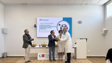 el-servicio-de-aparato-digestivo-del-hospital-publico-12-de-octubre-recibe-la-certificacion-de-excelencia-por-implementar-el-decalogo-para-la-eliminacion-de-la-hepatitis-c
