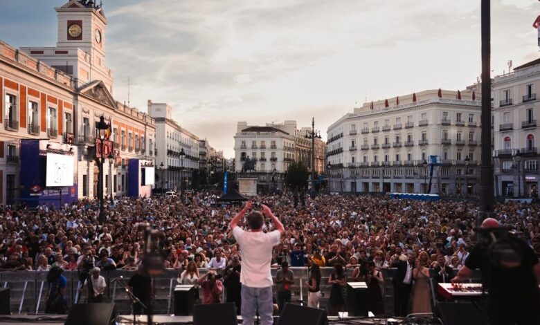 la-comunidad-de-madrid-celebra-con-un-concierto-los-40-anos-de-la-real-casa-de-correos-como-sede-del-gobierno-regional
