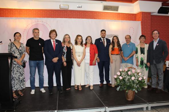 el-gobierno-de-castilla-la-mancha-ve-en-amuma-un-aliado-esencial-en-la-prevencion-de-cancer-de-mama-y-en-la-promocion-de-habitos-saludables