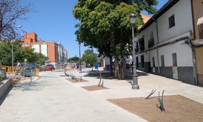 las-obras-de-consolidacion-de-la-peatonalizacion-en-varias-calles-del-casco-historico-de-hortaleza-concluiran-a-comienzos-de-otono