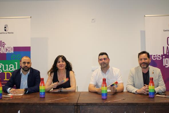 blanca-fernandez-asegura-que-la-historia-nos-demuestra-que-“una-sociedad-mas-plural-y-diversa-es-siempre-mas-sana,-respirable-y-respetuosa”
