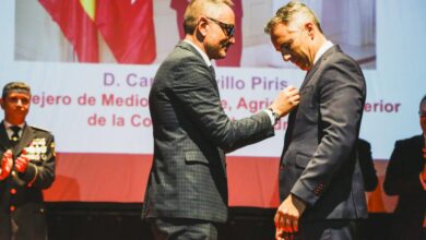 novillo,-distinguido-con-la-medalla-de-la-policia-municipal-de-mostoles-por-su-trayectoria-profesional,-liderazgo-y-vocacion-de-servicio