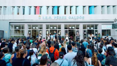 la-primera-prueba-de-las-oposiciones-a-primaria-y-secundaria-reune-en-canarias-a-mas-de-diez-mil-aspirantes