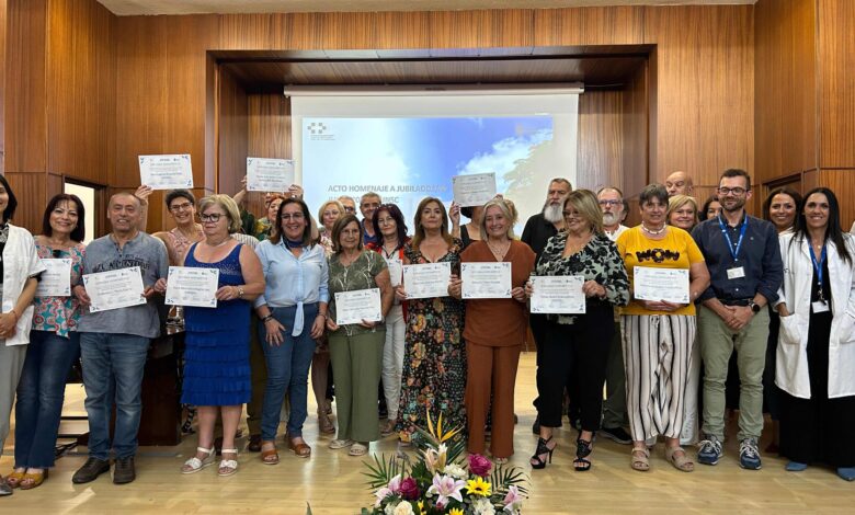 el-hospital-universitario-la-candelaria-homenajea-a-los-67-profesionales-jubilados-durante-2024
