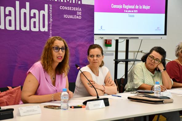 la-consejeria-de-igualdad-trabajara-en-el-segundo-semestre-del-ano-en-dos-proyectos-legislativos-y-la-puesta-en-marcha-de-la-mesa-contra-la-trata