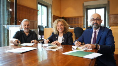 el-gobierno-vasco,-adif-y-el-ayuntamiento-de-astigarraga-firman-los-acuerdos-para-construir-la-nueva-estacion-de-tren-en-el-municipio-guipuzcoano