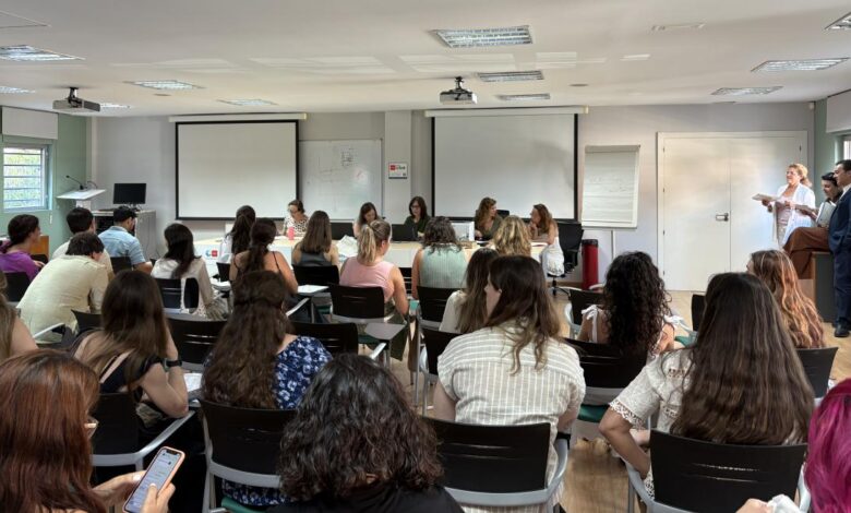un-total-de-85-medicos-de-familia-han-elegido-plaza-en-centros-de-salud-publicos-de-la-comunidad-de-madrid,-tras-finalizar-este-mes-su-residencia