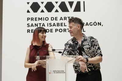 rebeca-zarza,-con-su-obra-‘materia-que-recuerda’,-ganadora-del-xxxvi-premio-de-arte-santa-isabel-de-portugal-de-la-diputacion-de-zaragoza