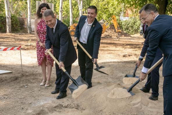 garcia-page-anuncia-la-matricula-gratuita-para-estudiantes-del-primer-curso-de-ensenanzas-artisticas-superiores-en-castilla-la-mancha