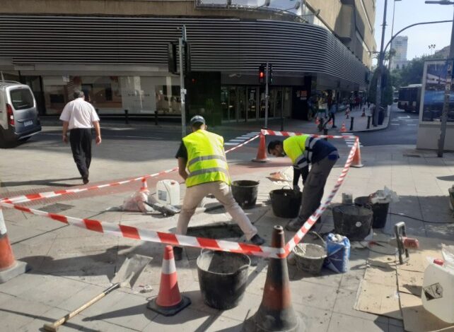 alicante-ultima-el-inicio-del-contrato-de-mantenimiento-de-aceras-y-espacios-publicos
