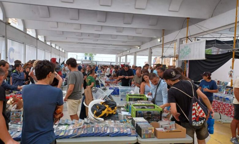 «retroalacant»-lleva-a-las-cigarreras-el-ambiente-de-los-anos-70-90-con-stands-y-talleres