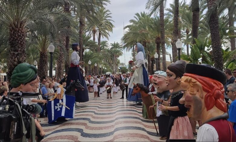 alicante-celebra-el-9-d’-octubre-con-un-concierto-de-la-banda-municipal-y-danses-populares