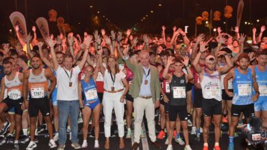 25-000-corredores-participan-en-la-edicion-de-record-de-la-nocturna-del-guadalquivir-kh-7