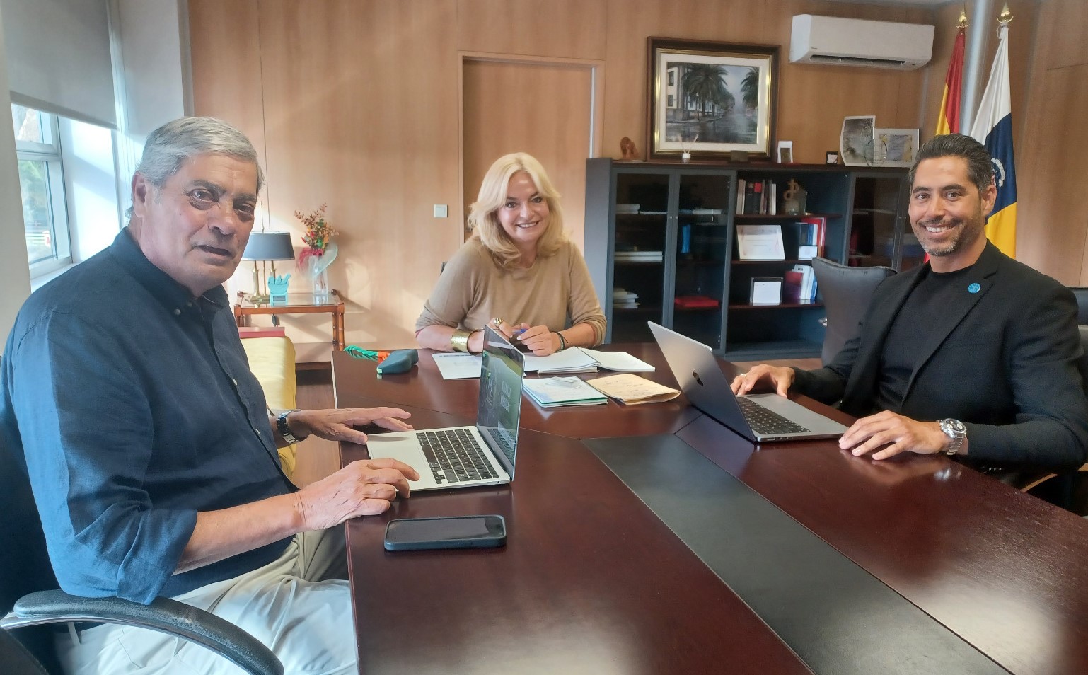 sanidad-y-alianza-medica-contra-el-cambio-climatico-exploran-vias-de-colaboracion-en-canarias