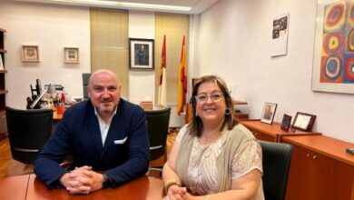 el-delegado-de-sanidad-en-ciudad-real-se-reune-con-la-alcaldesa-de-villarrubia-de-los-ojos