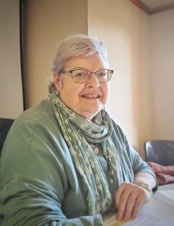 udalak-‘2025eko-emakume-kartagileak’-aitorpena-eman-dio-begona-etayori