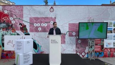 mugak/-bienalak-gasteizko-programazioa-aurkeztu-du-andre-maria-zuriaren-horman