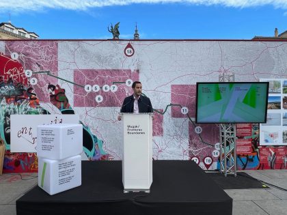 mugak/-bienalak-gasteizko-programazioa-aurkeztu-du-andre-maria-zuriaren-horman