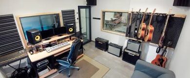 azaroaren-3an-irekiko-dira-talde-guneko-aretoetan-entseatzeko-izena-emateko-epea